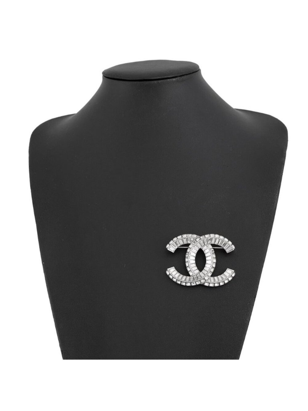 Chanel Brooch CC Logo Rhinestone - Picture 4 of 9